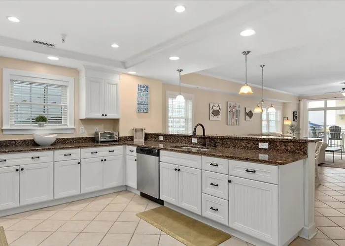 3 Bedroom Ocean Block At Seaside Retreat Just Steps From The Beach! * Ocean City