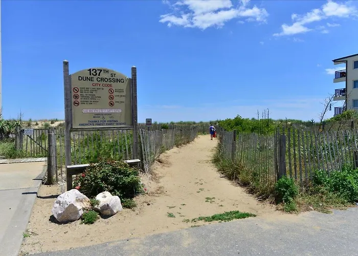 3 Bedroom Ocean Block At Seaside Retreat Just Steps From The Beach! Holiday home Ocean City