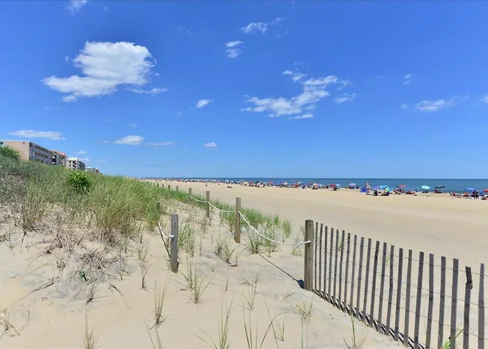 Holiday home 3 Bedroom Ocean Block At Seaside Retreat Just Steps From The Beach! *